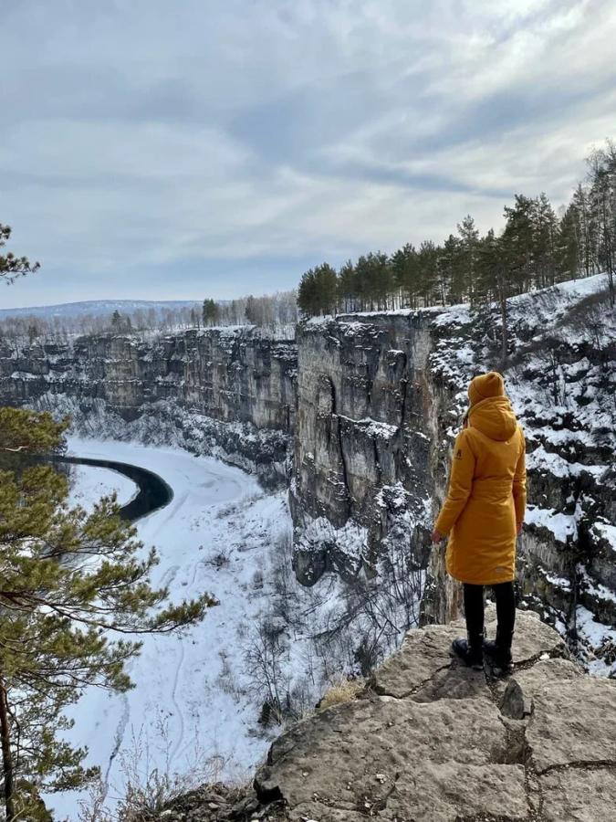 Национальный парк "Зюраткуль". Хребет Зюраткуль 1175м и Айские притёсы