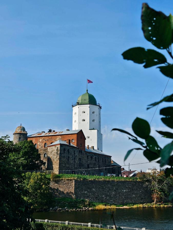 «Очарование Санкт-Петербурга и средневековый Выборг»