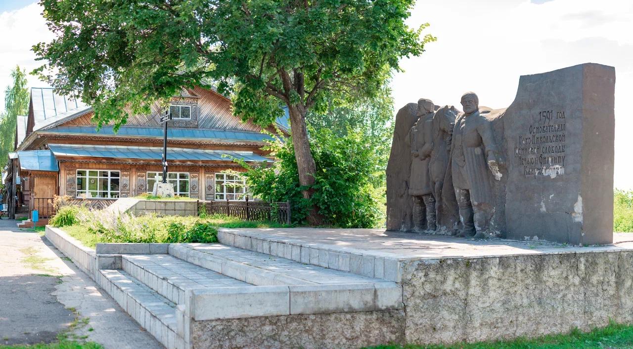 Уездный городок Оса