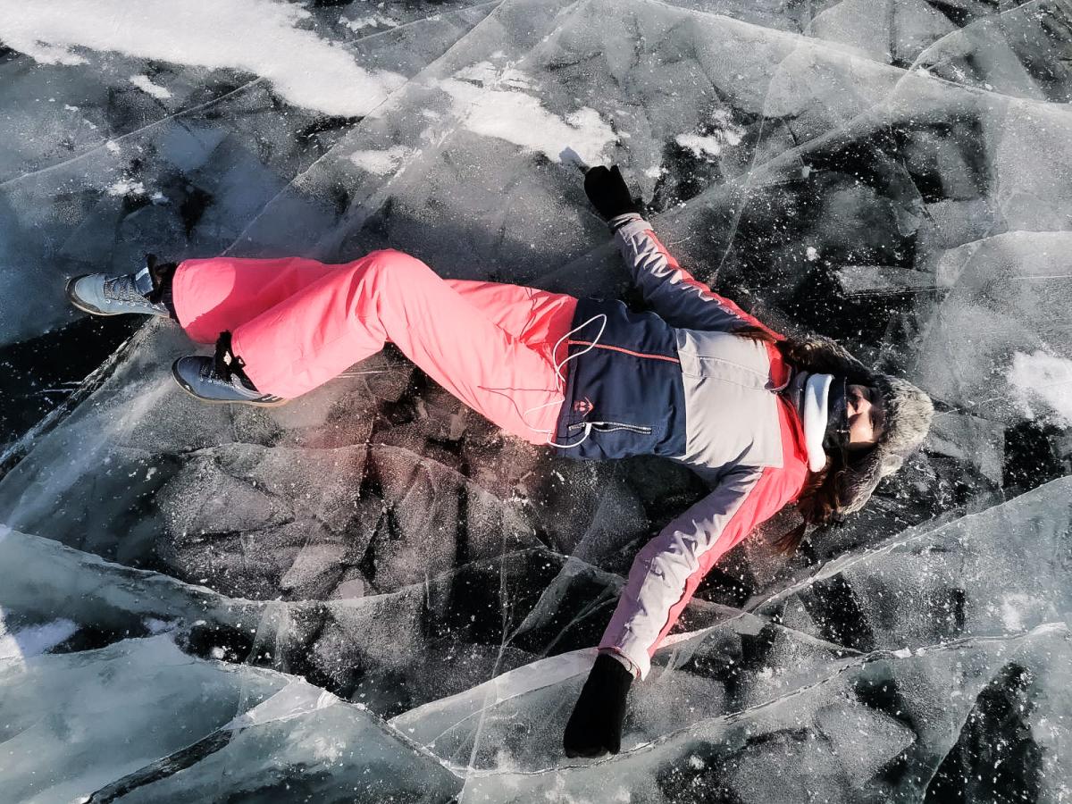 "За уходящим льдом Байкала" 4 дней/3 ночи (авиа/жд билеты не включены)