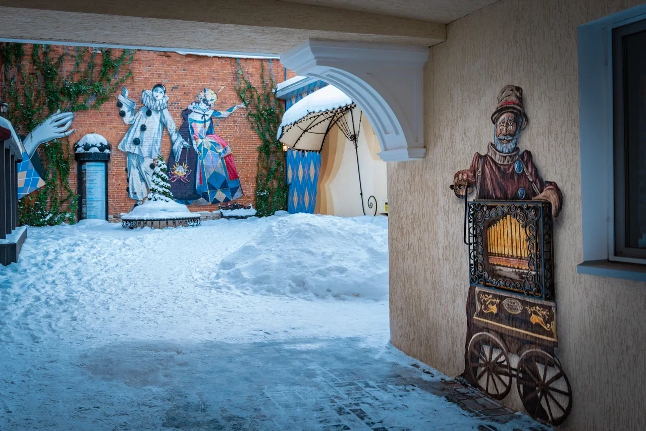 Закулисье ТЮЗа. Зритель в стране чудес.