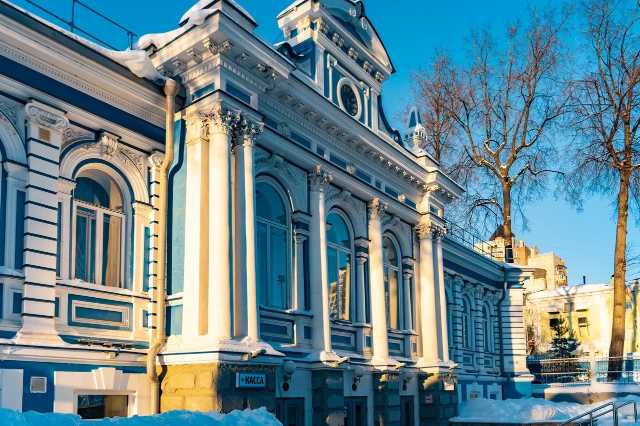 Закулисье ТЮЗа. Зритель в стране чудес.