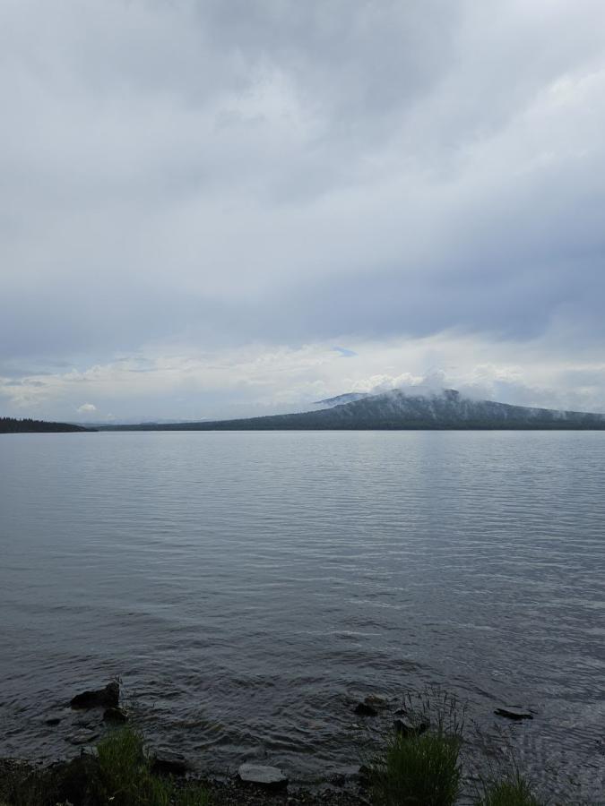 Отдых на горных озерах Южного Урала: Зюраткуль и Тургояк