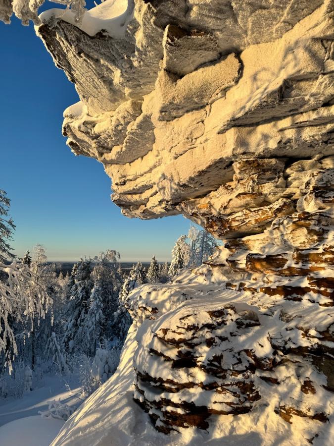 Усьвинские столбы на снегоходах и Каменный город
