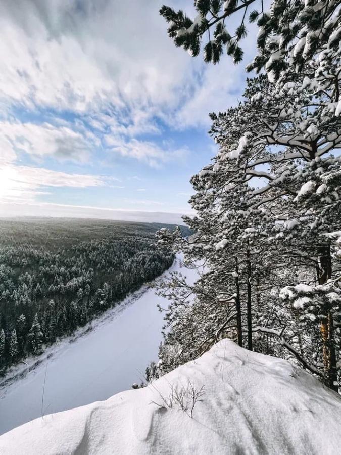 Кын "Уральская Швейцария и Царь-Бойцы" с ЖД и снегоходами (в санях)