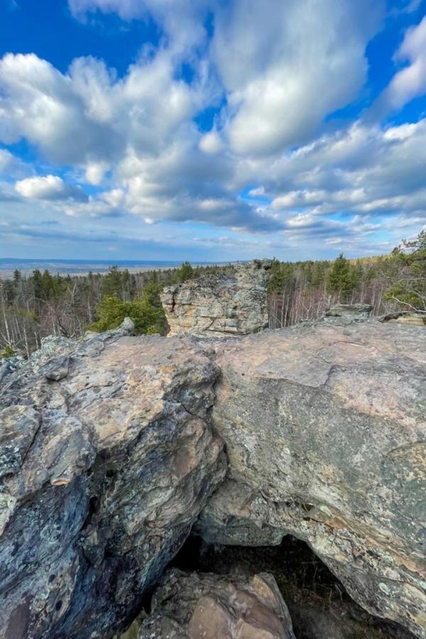 Усьвинские столбы с прогулкой на лодке и Каменный город