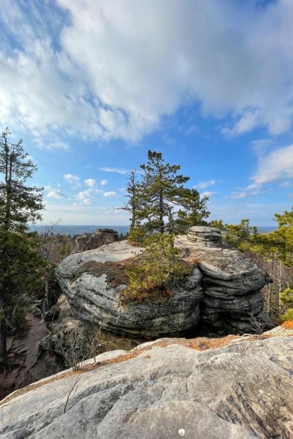 Усьвинские столбы с прогулкой на лодке и Каменный город