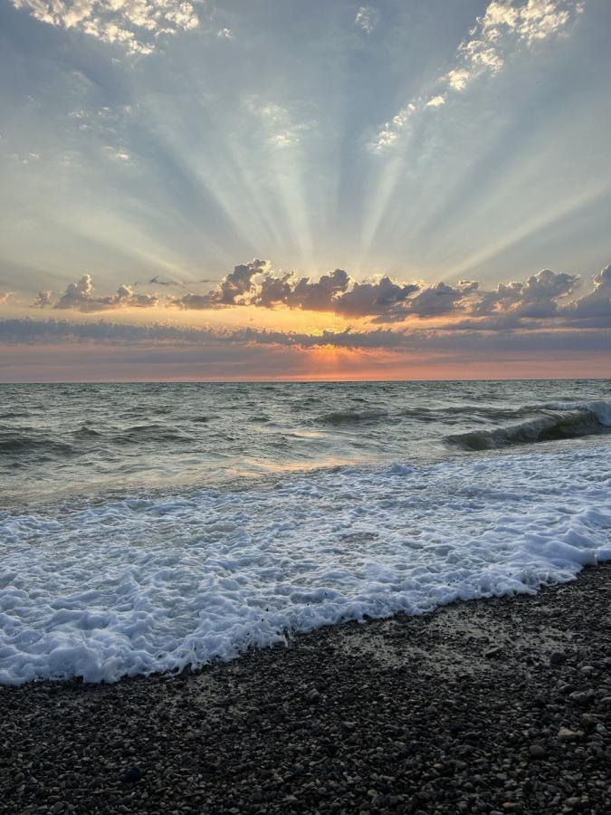 Автобусный тур в  Крым. Судак, Гостевой дом «Небо». На море 9 дней/ 8 ночей