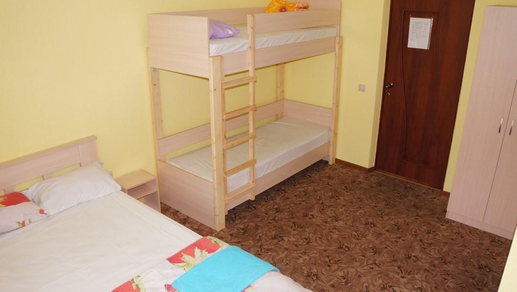 ЖД тур в Геленджик, Гостевой дом "Аватар" 10 ночей