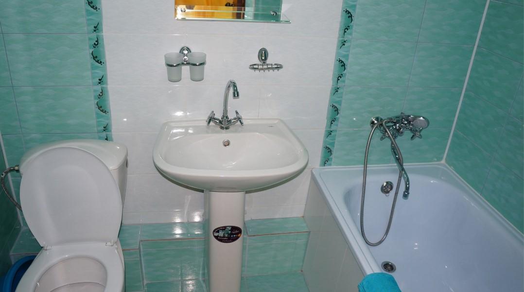 ЖД тур в Геленджик, Гостевой дом "Аватар" 10 ночей